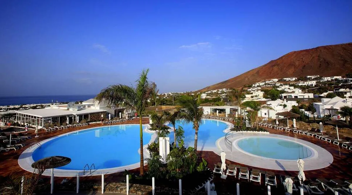 Blue Sea Alyssa Suite Hotel — hoofdfoto