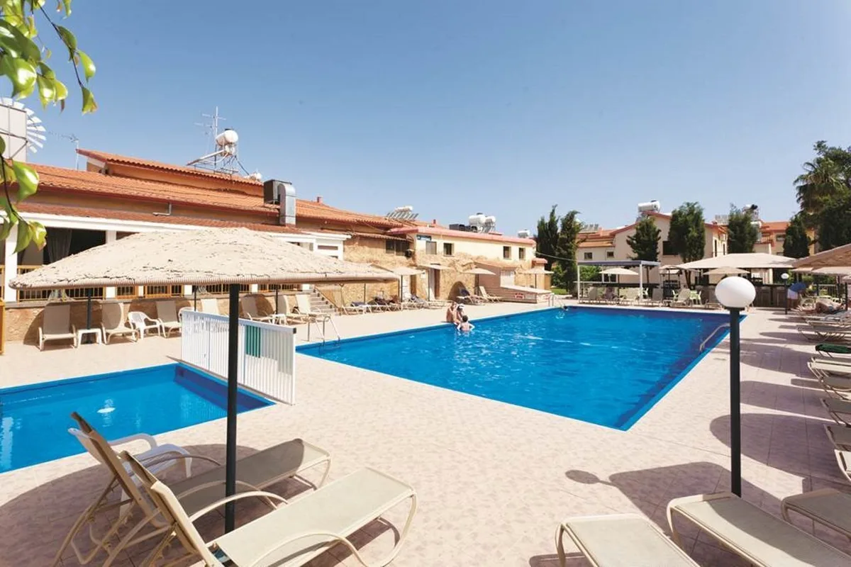 Windmills Hotel Apartments — hoofdfoto