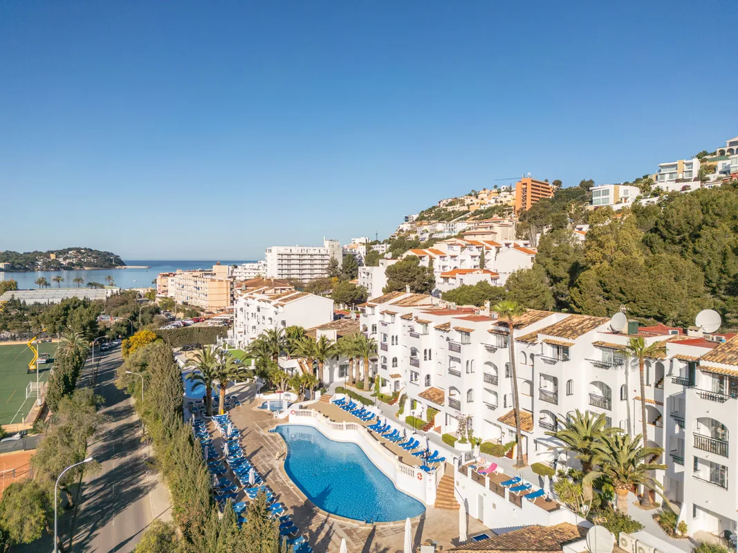 Holiday Center Santa Ponsa — hoofdfoto
