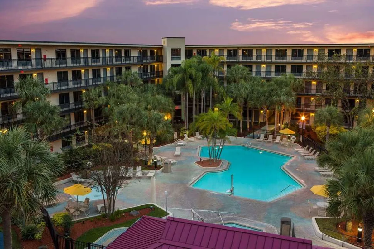 Staybridge Suites Orlando Royale Parc Suites — hoofdfoto