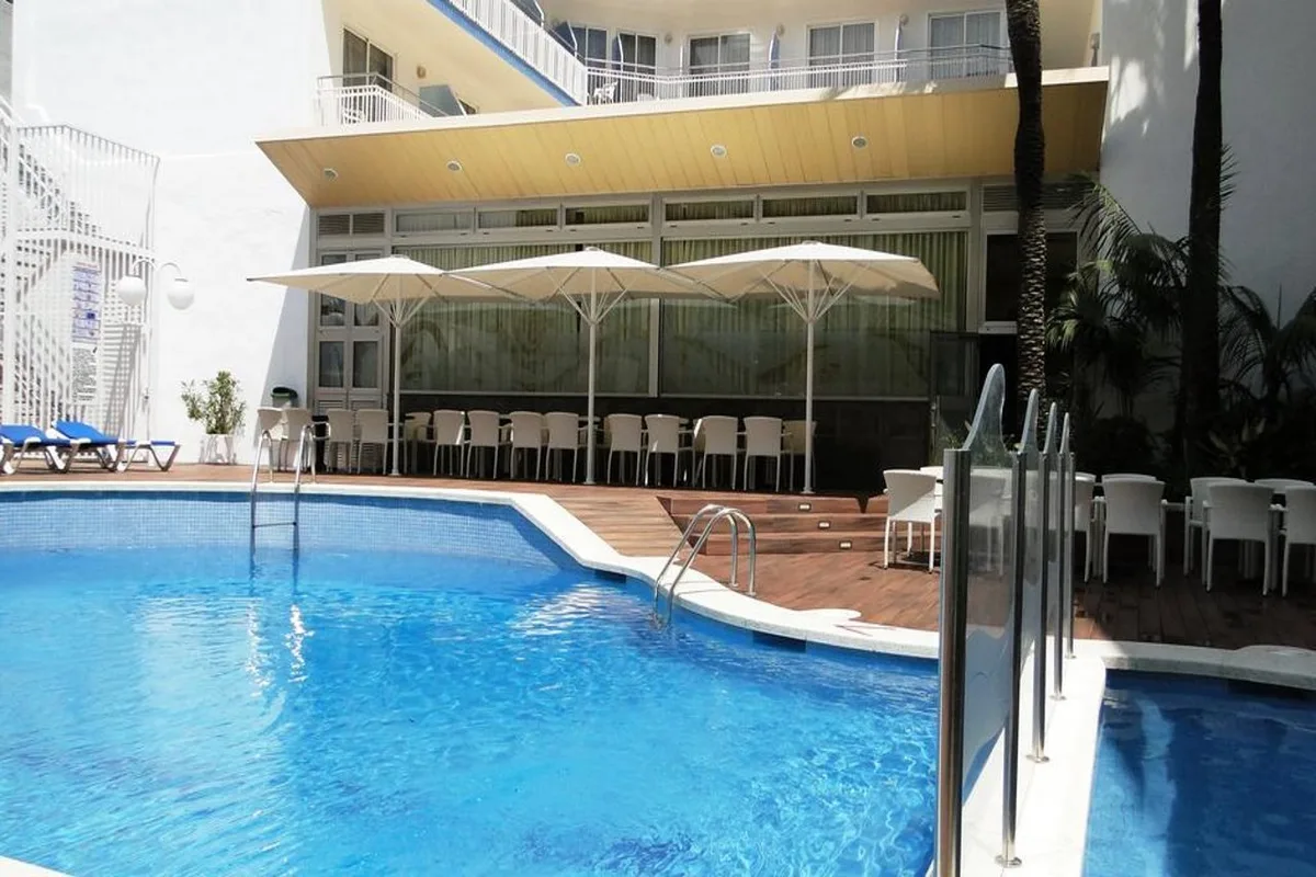 Miami Hotel — hoofdfoto