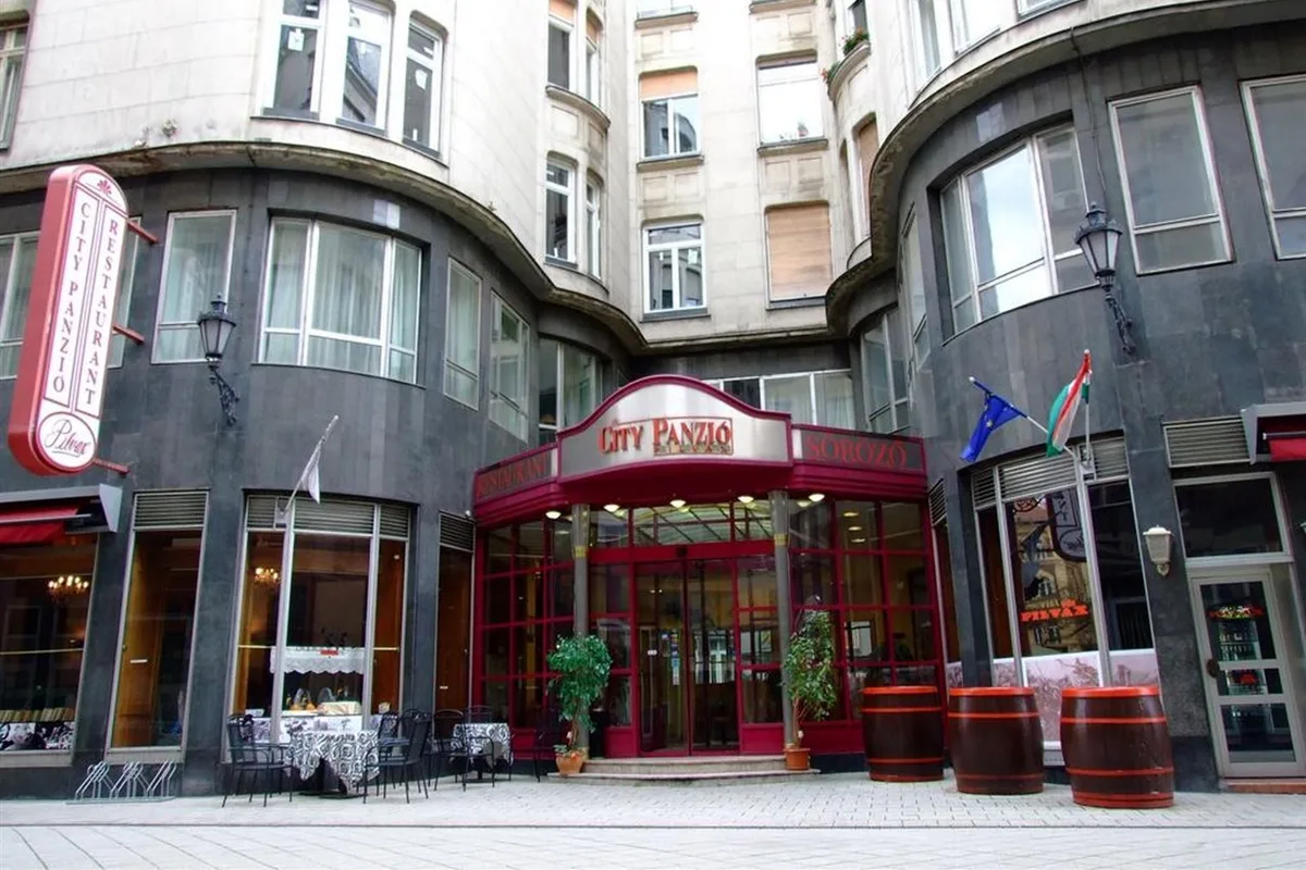 City Hotel Pilvax, hoofdfoto