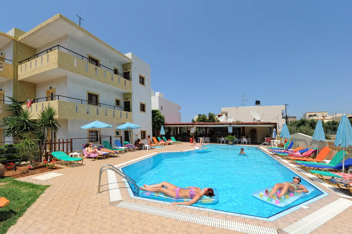 Stelios Residence Apartments — hoofdfoto