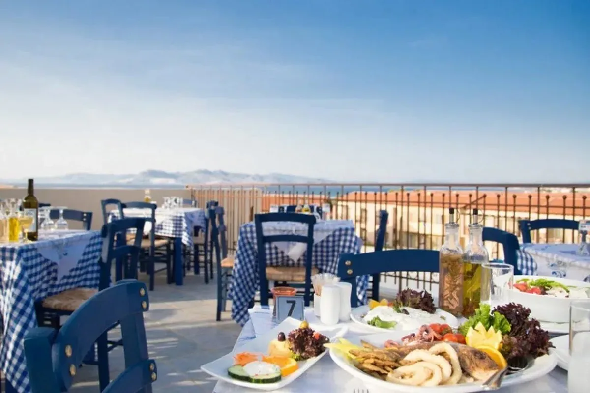 White Olive Marine Aquapark Resort — hoofdfoto