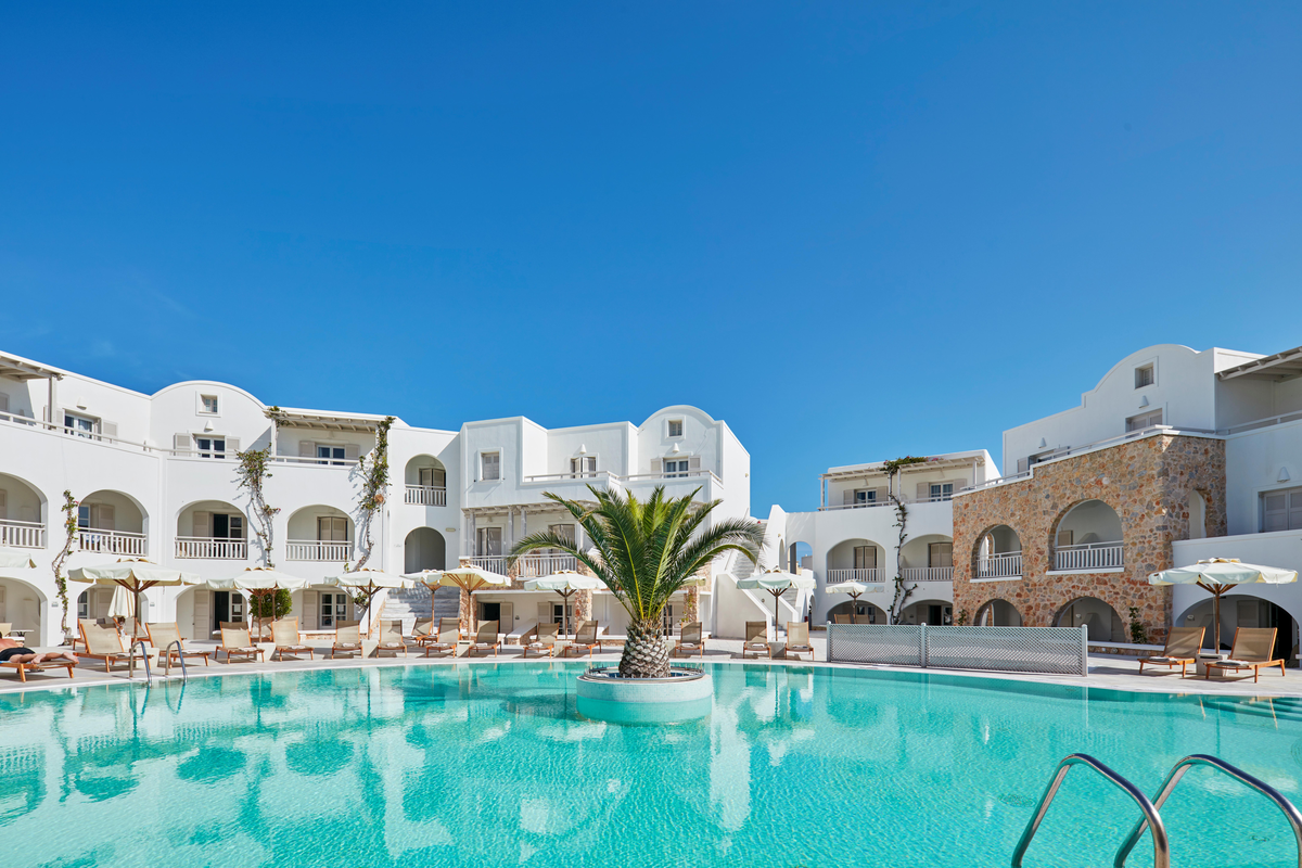 Hotel en Appartementen Aegean Plaza — hoofdfoto