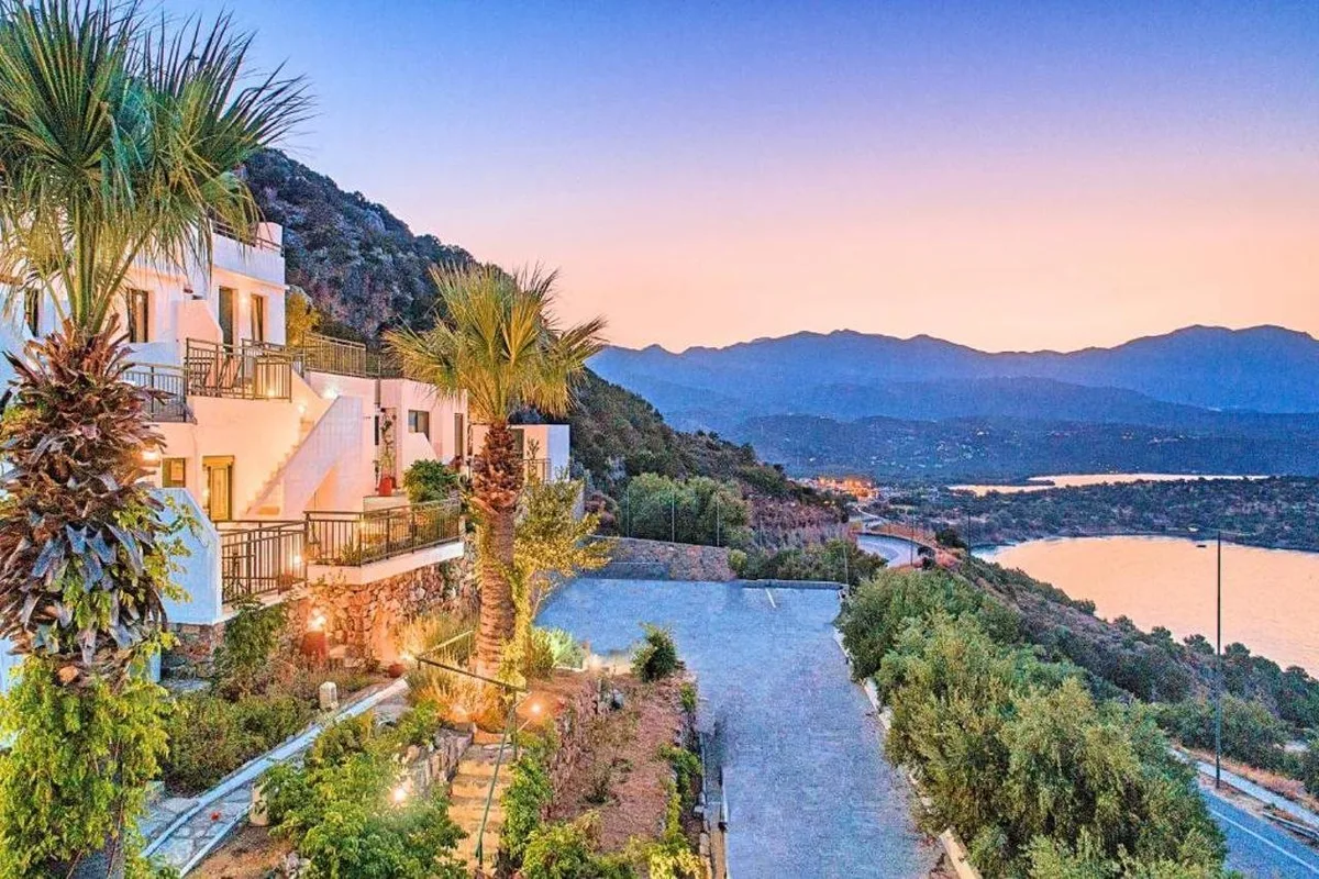 Istron Villas — hoofdfoto