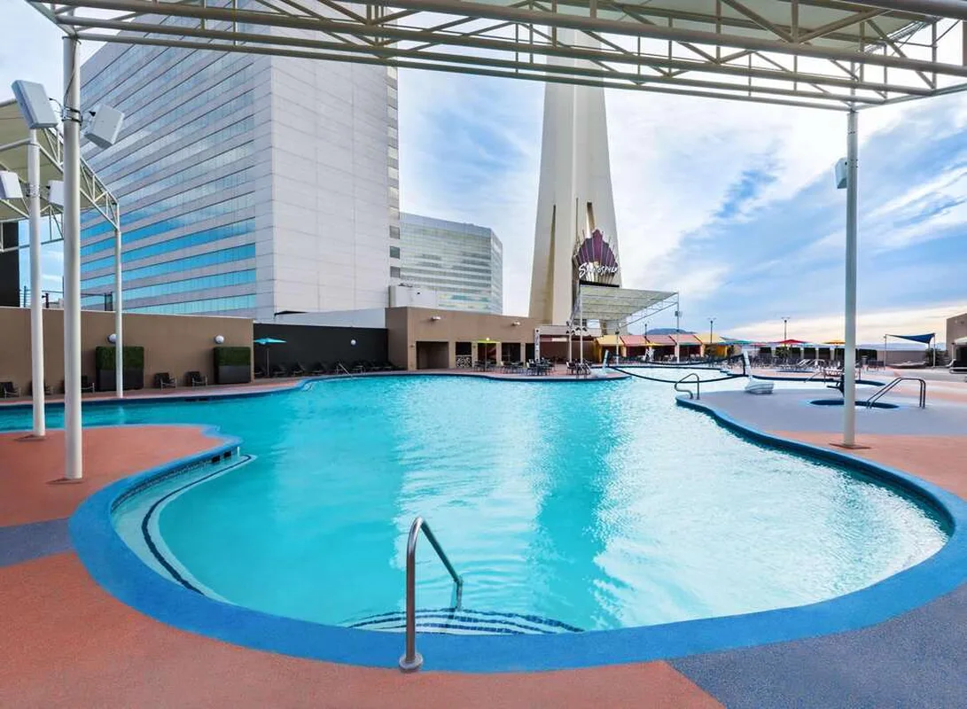 The Strat Hotel Casino & Tower — hoofdfoto