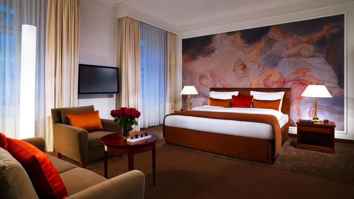 Hotel Vier Jahreszeiten Kempinski — hoofdfoto