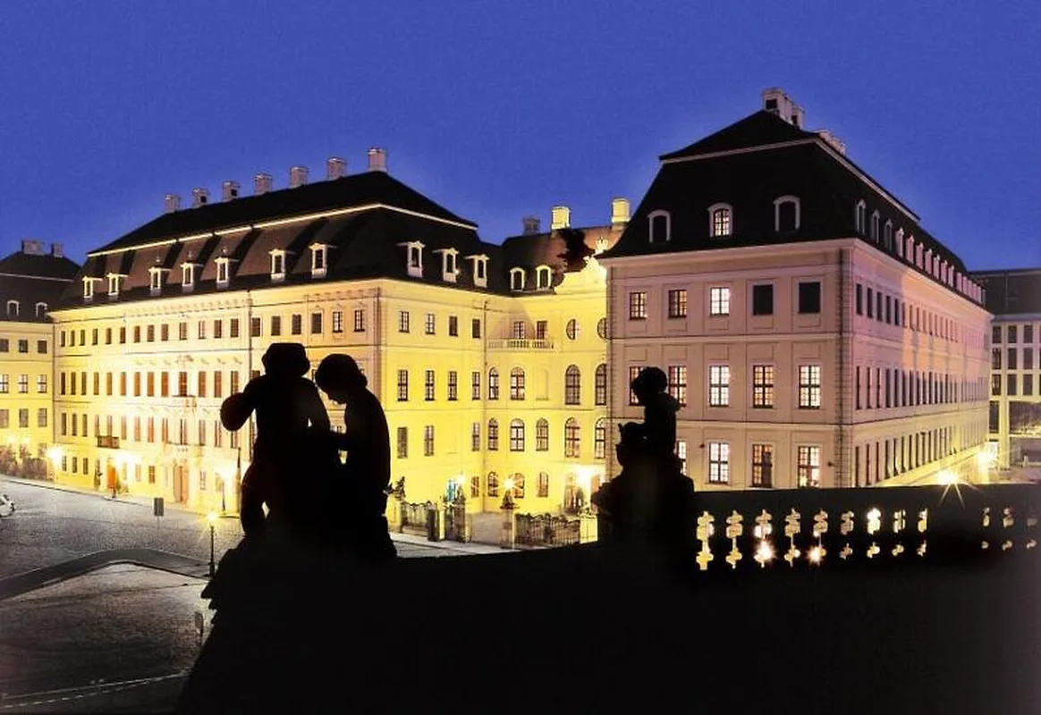 Hotel Taschenbergpalais Kempinski Dresden — hoofdfoto