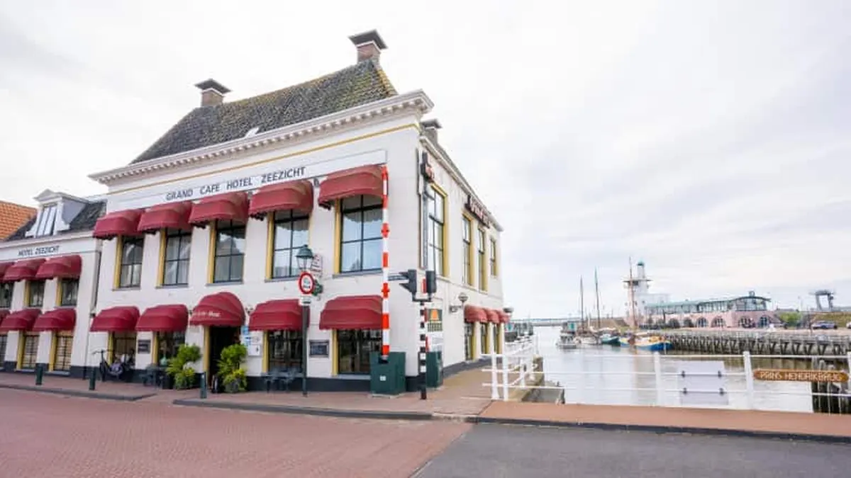 Grand Café Hotel Zeezicht — hoofdfoto