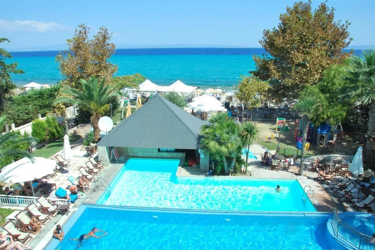 Naias Beach Hotel — hoofdfoto