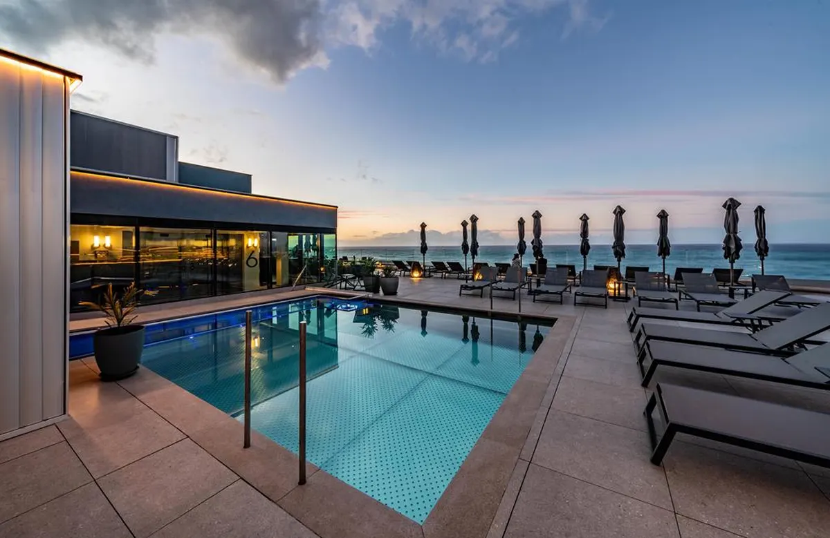 Silken Saaj Maar — hoofdfoto