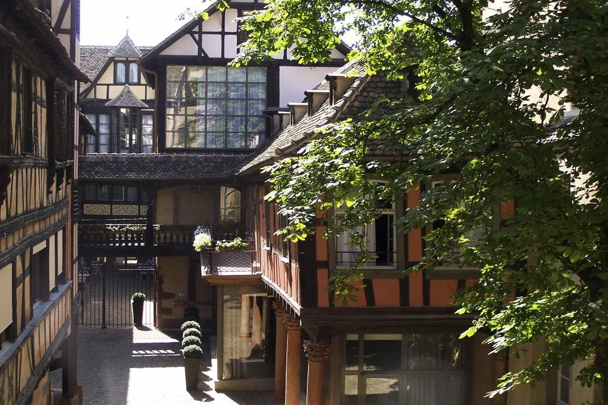 Cour du Corbeau Strasbourg MGallery — hoofdfoto