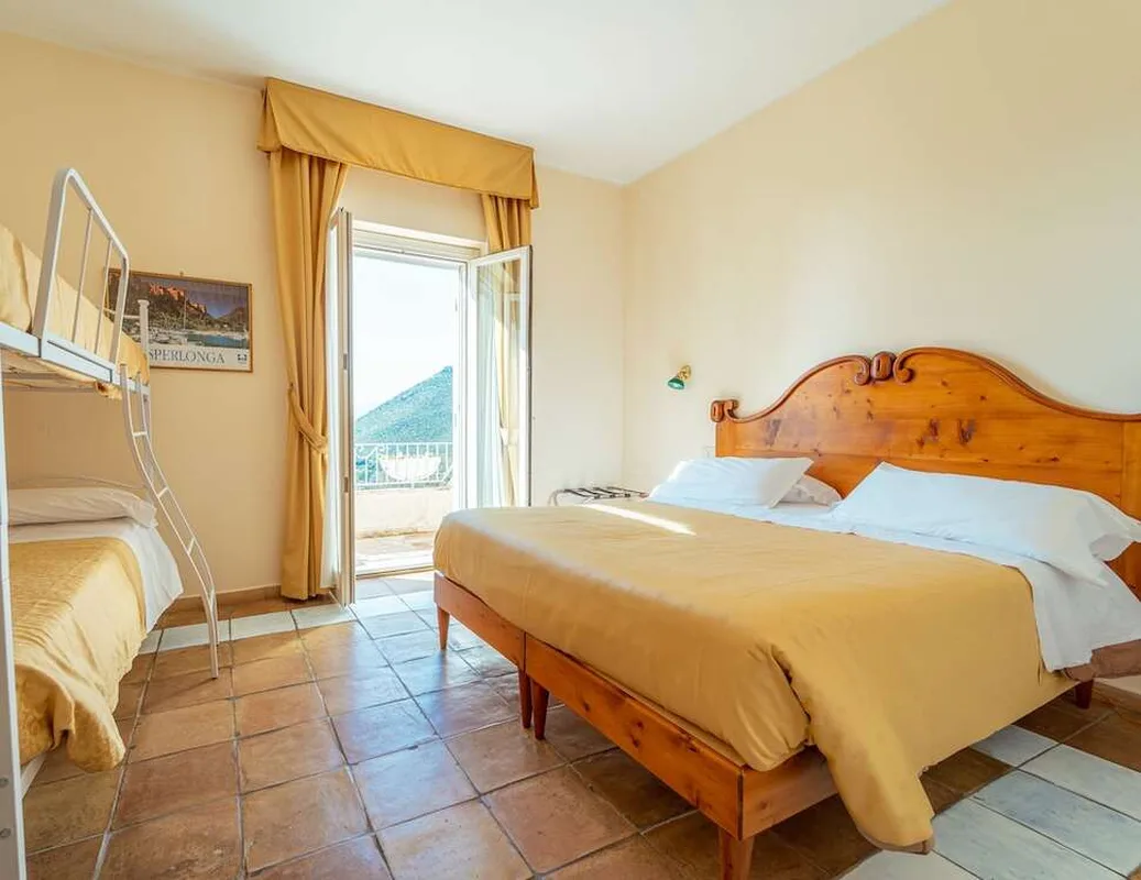 Belvedere Sperlonga — hoofdfoto