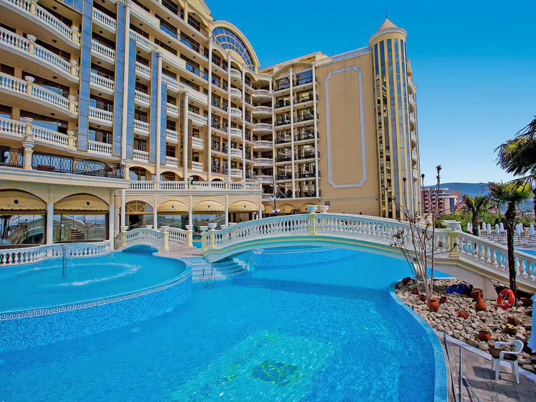 Hotel Imperial Palace — hoofdfoto