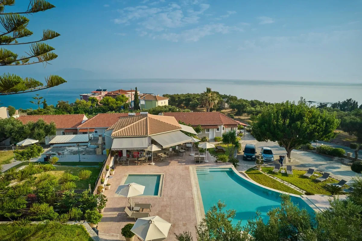 Ionian Aura Apartments — hoofdfoto