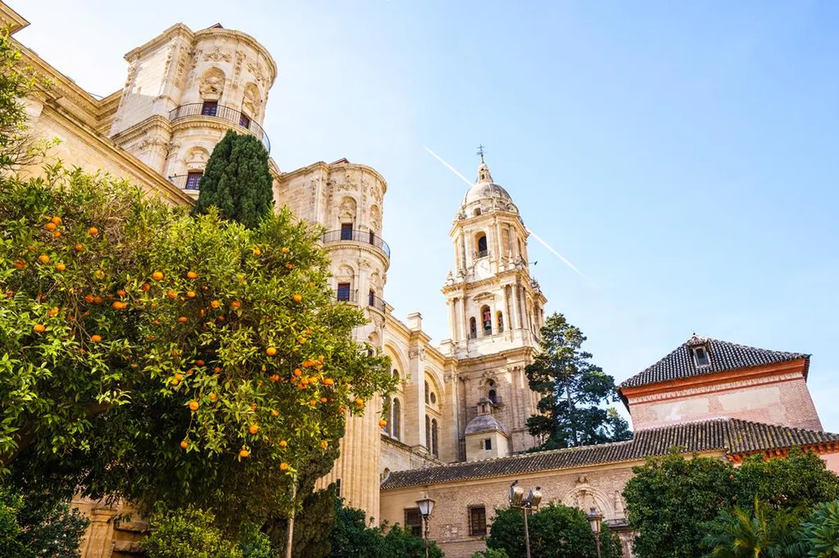 Cruise Westelijke Middellandse Zee Mein Schiff 2 — hoofdfoto