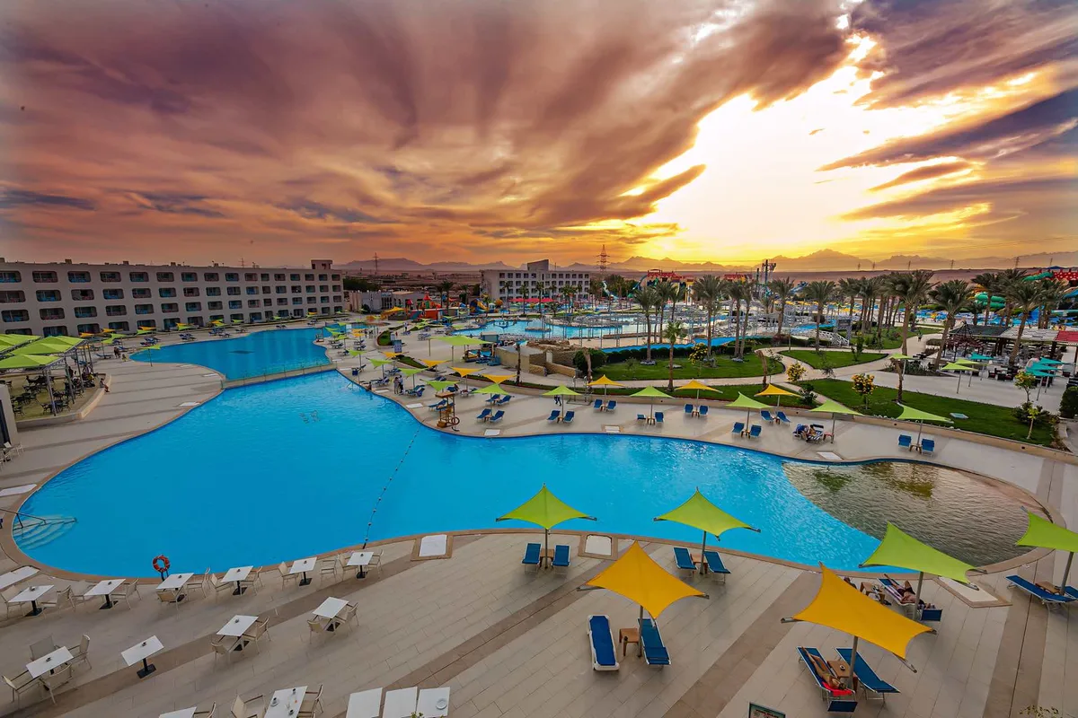 Titanic Resort & Aqua Park — hoofdfoto