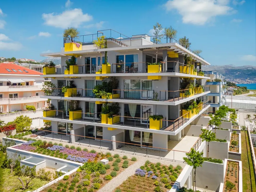 Amphora's Garden — hoofdfoto