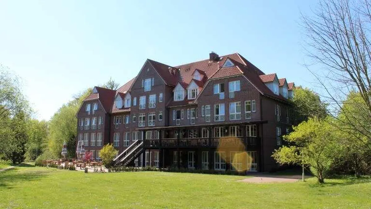 Park Hotel Fasanerie Neustrelitz — hoofdfoto