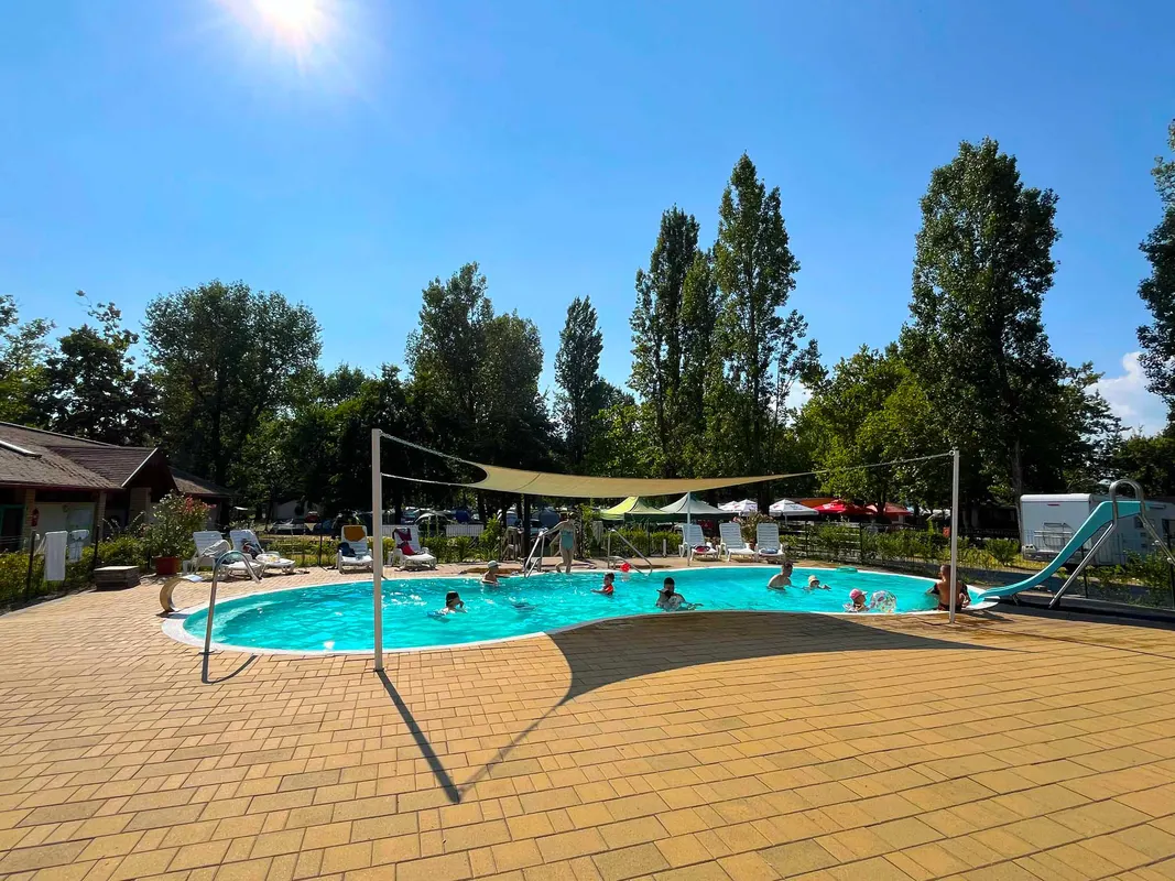 Camping Mirabella — hoofdfoto