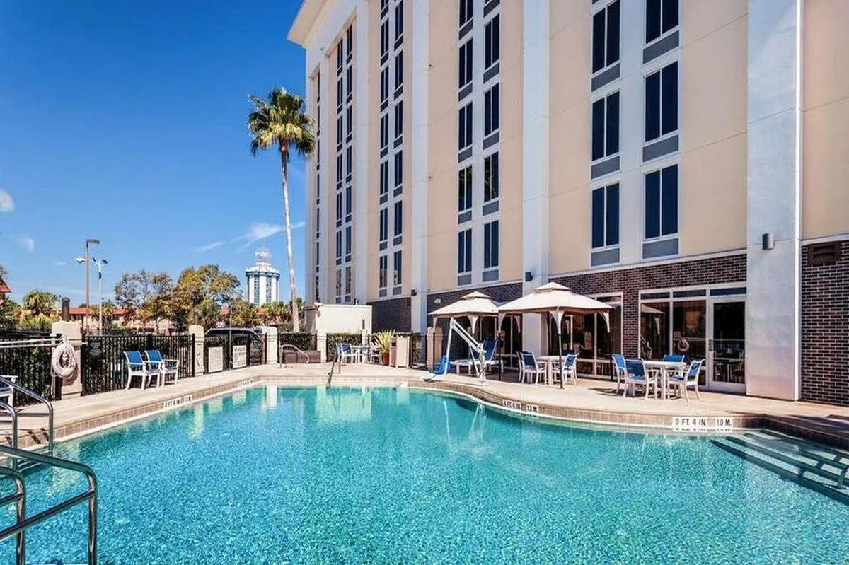Hampton Inn Orlando Near Universal Blv - Inte — hoofdfoto