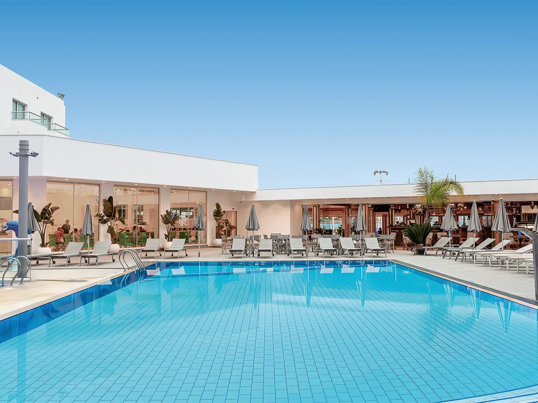 Limanaki Beach Hotel — hoofdfoto