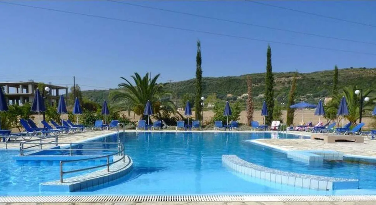 Efrosini Village, hoofdfoto