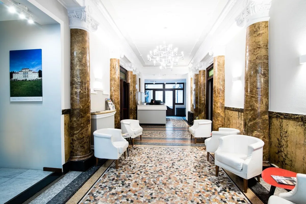 Hotel Astoria, hoofdfoto