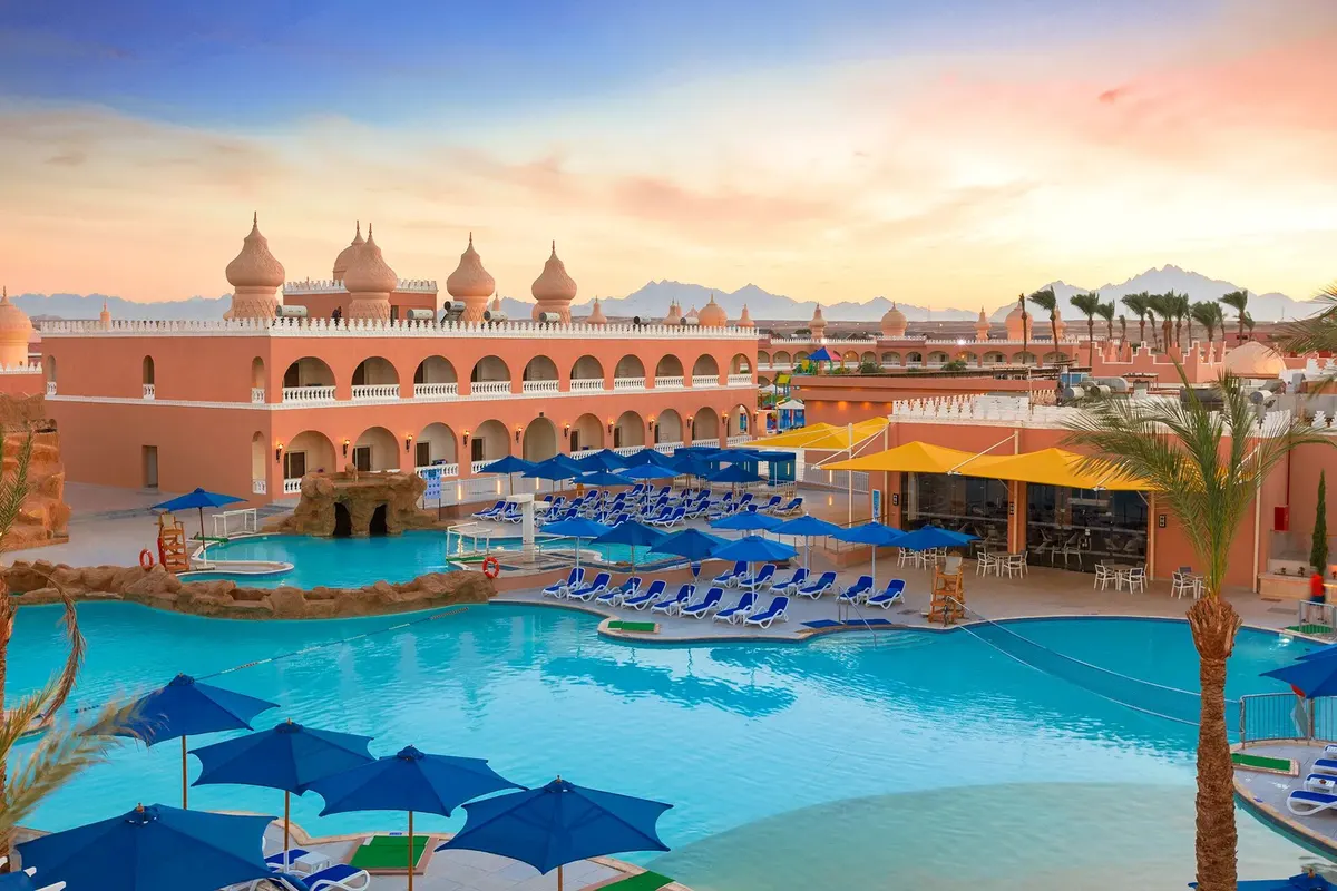 Pickalbatros Alf Leila Wa Leila Resort - Neverland Hurghada — hoofdfoto