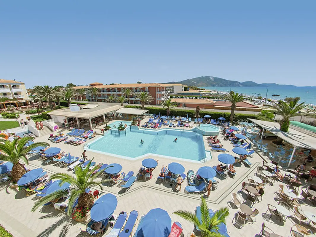 Poseidon Beach Hotel — hoofdfoto
