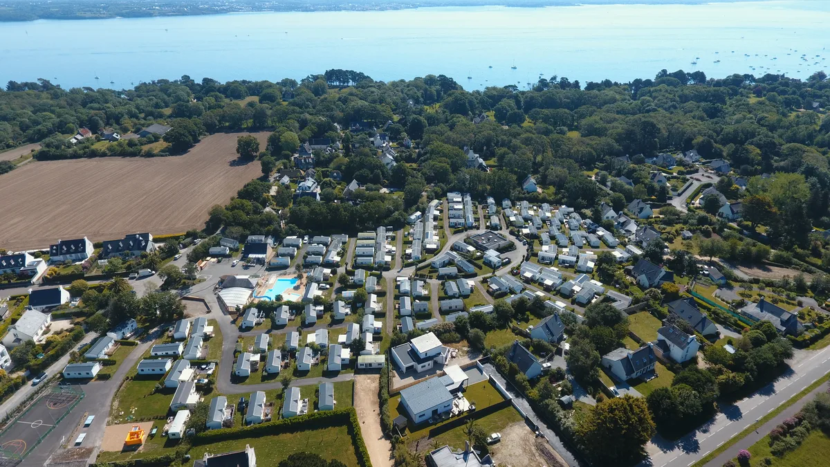 Camping La Roche Percée — hoofdfoto