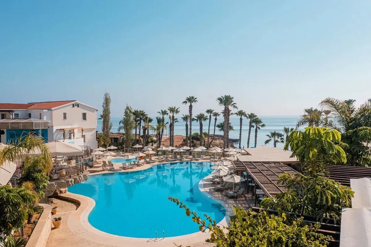 Louis Althea Beach — hoofdfoto