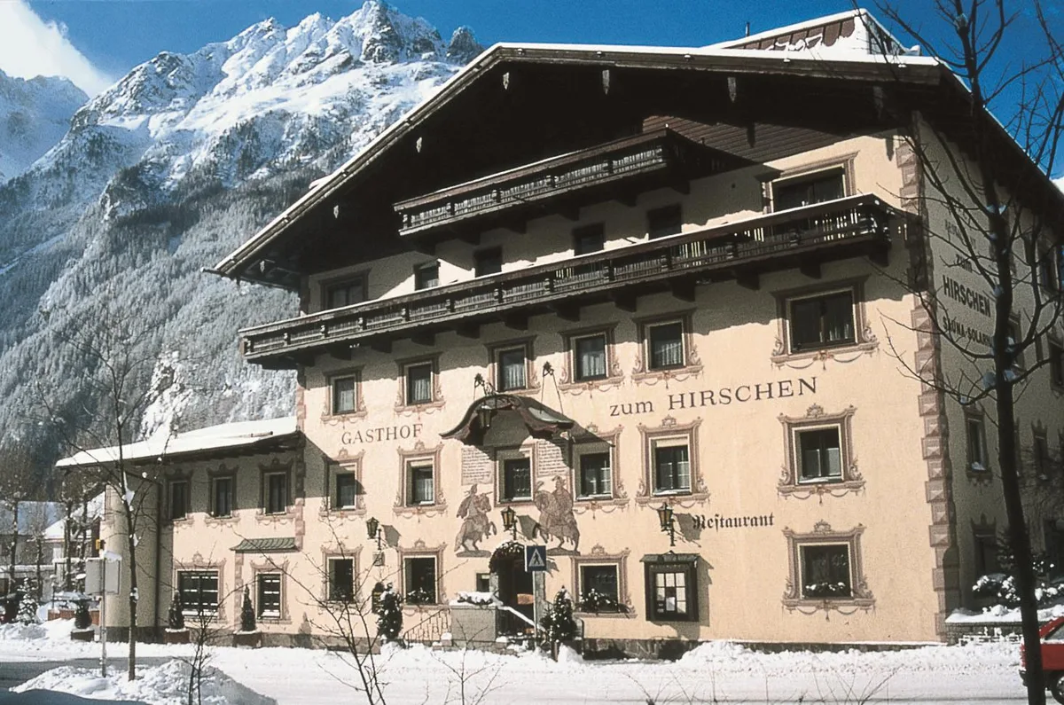 Hotel zum Hirschen — hoofdfoto