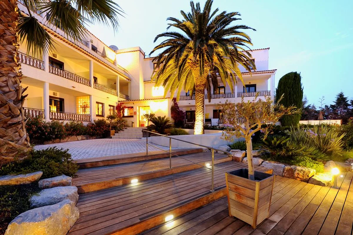 Van der Valk Hotel Le Catalogne — hoofdfoto