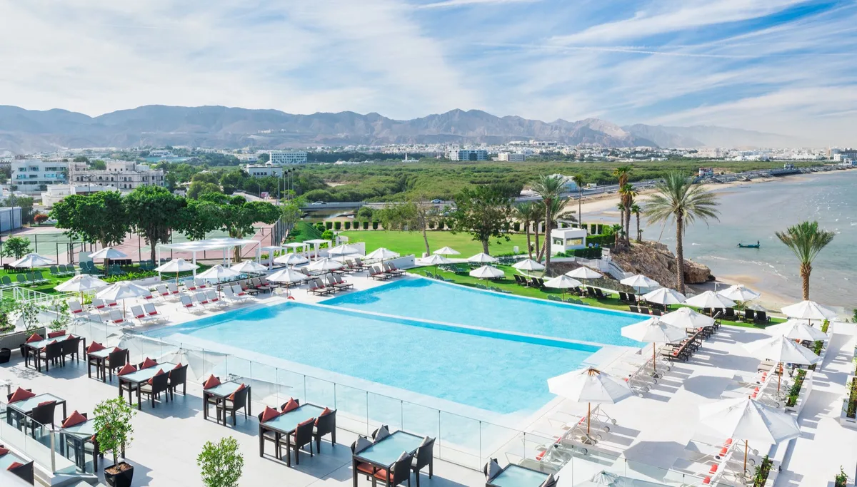 Crowne Plaza Muscat — hoofdfoto