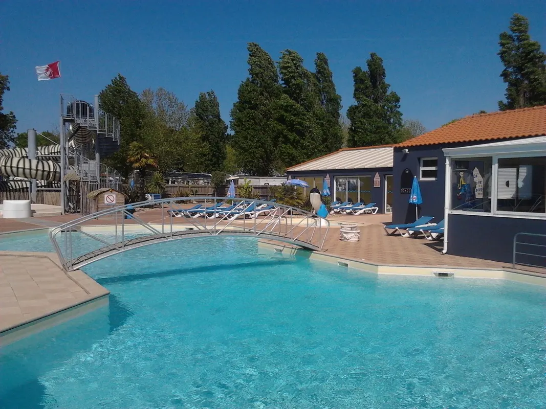 Camping La Bolée D Air — hoofdfoto