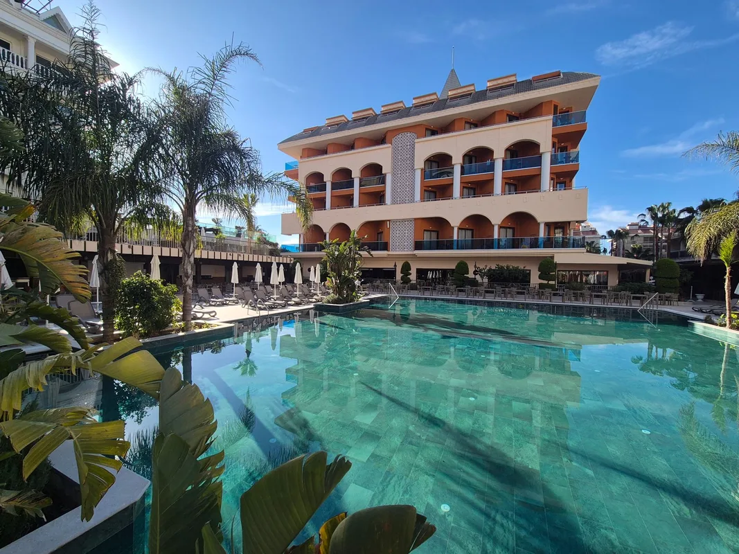 Orange Palace Hotel — hoofdfoto