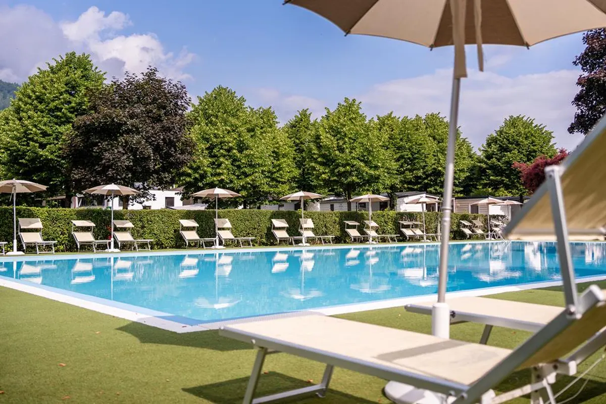 Caldonazzo Family Collection — hoofdfoto