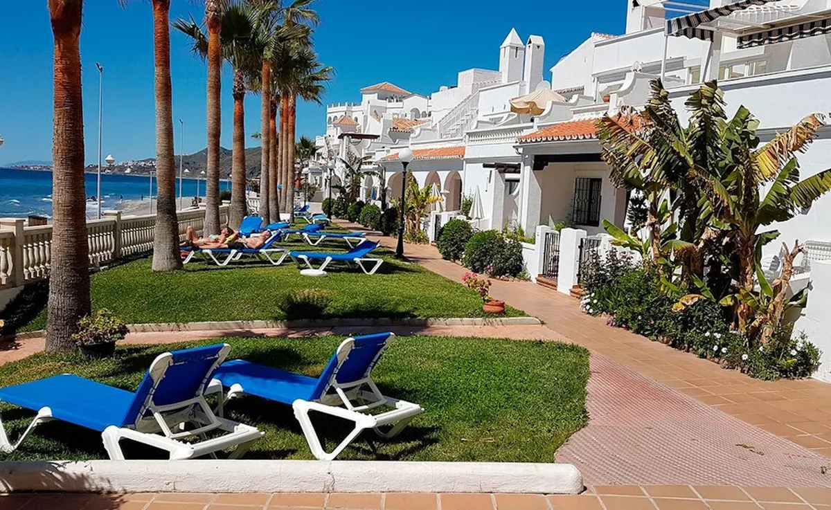 Apartamentos Perla Marina — hoofdfoto