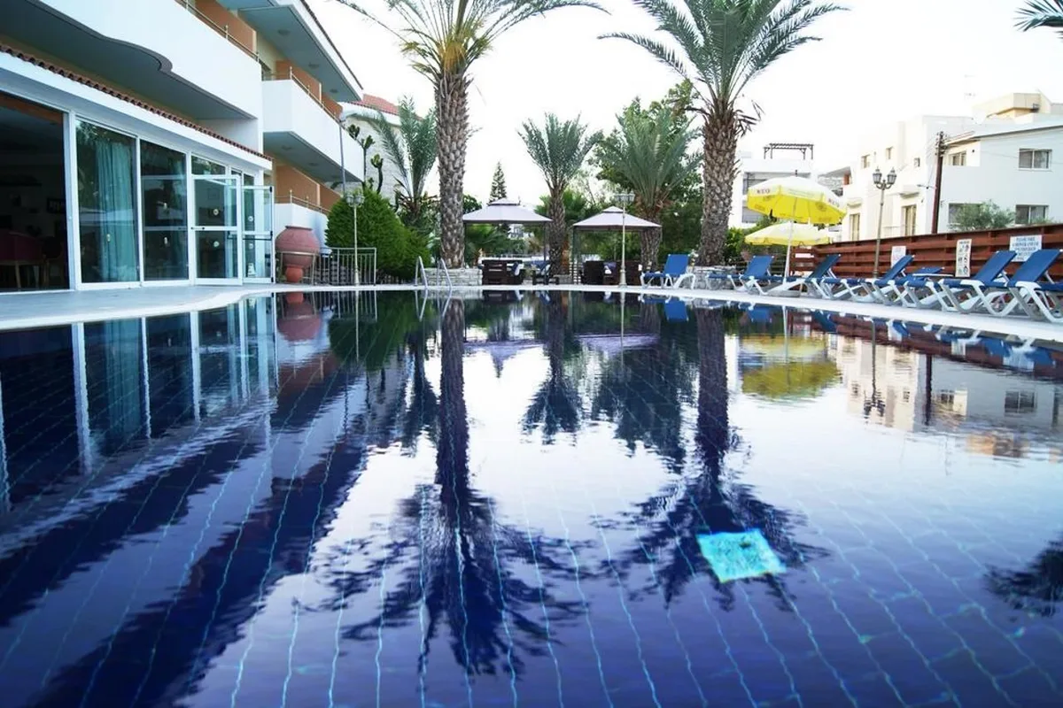 M. Moniatis Hotel — hoofdfoto