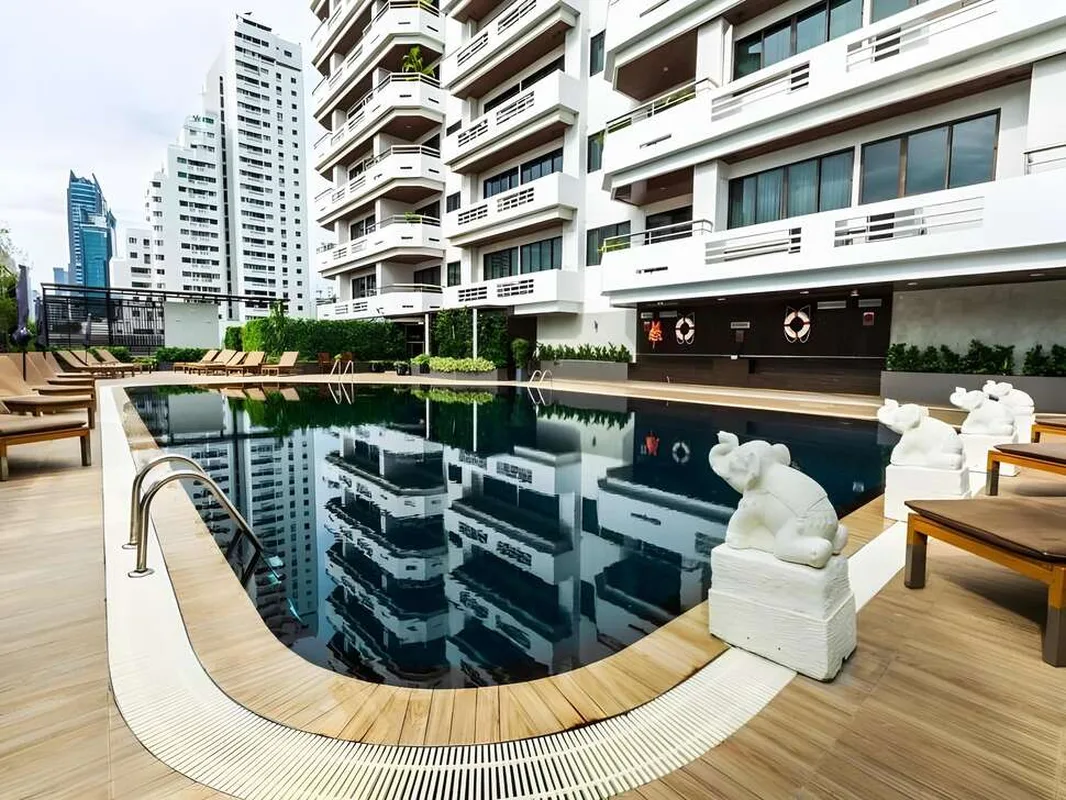 Centre Point Sukhumvit 10 — hoofdfoto