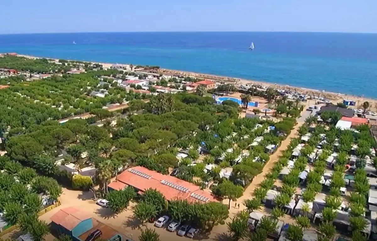 Camping El Pla De Mar — hoofdfoto