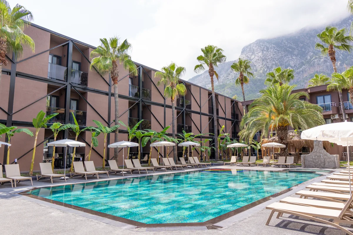 Hotel Golden Sun — hoofdfoto