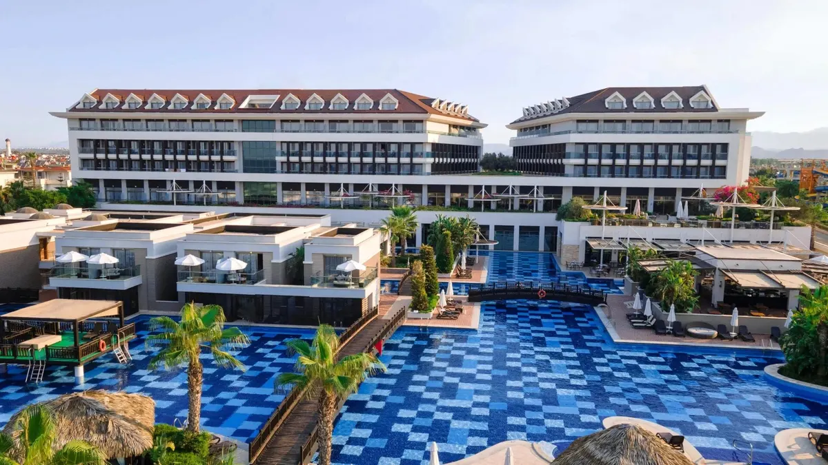 Sherwood Blue Belek — hoofdfoto