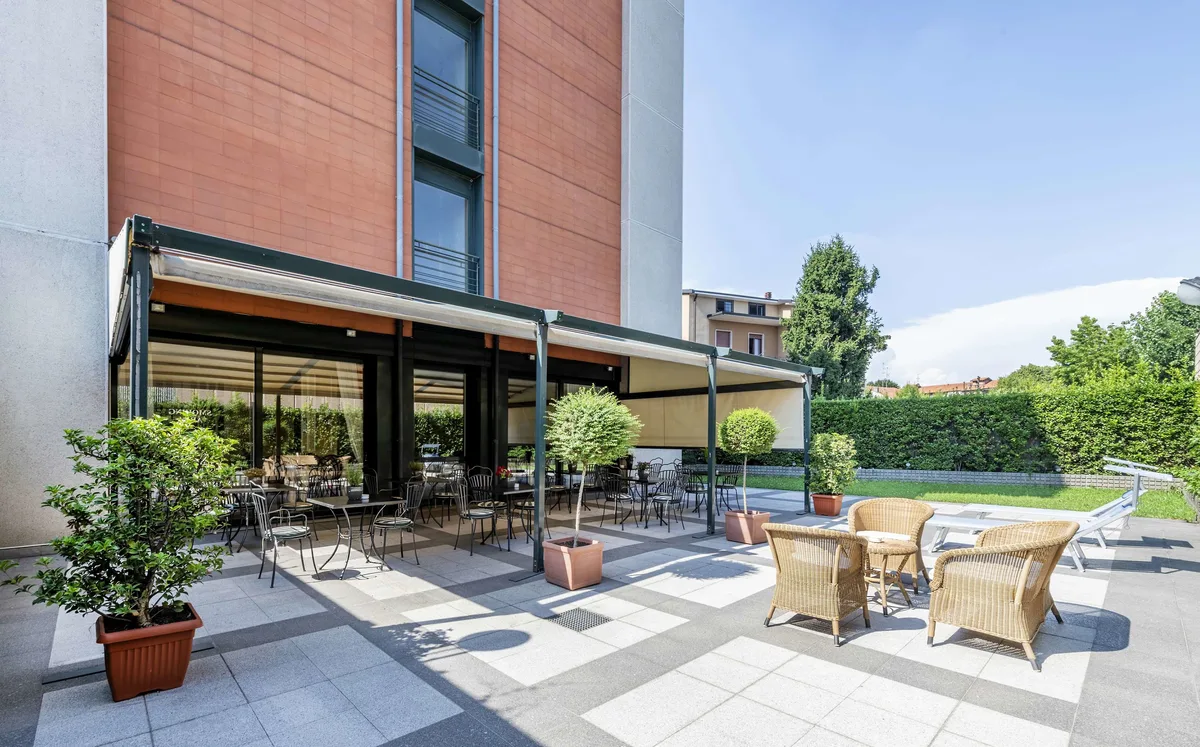 The Regency Hotel, hoofdfoto