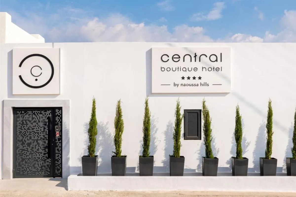 Central Boutique Hotel by Naoussa Hills — hoofdfoto