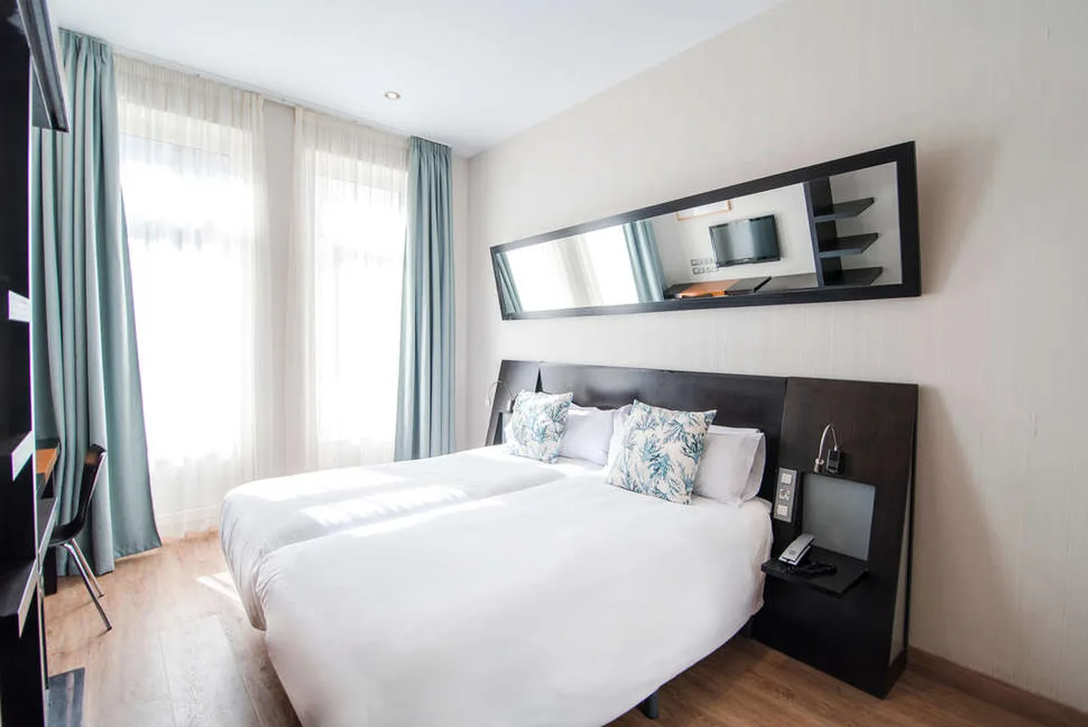 Petit Palace Germanias Hotel — hoofdfoto