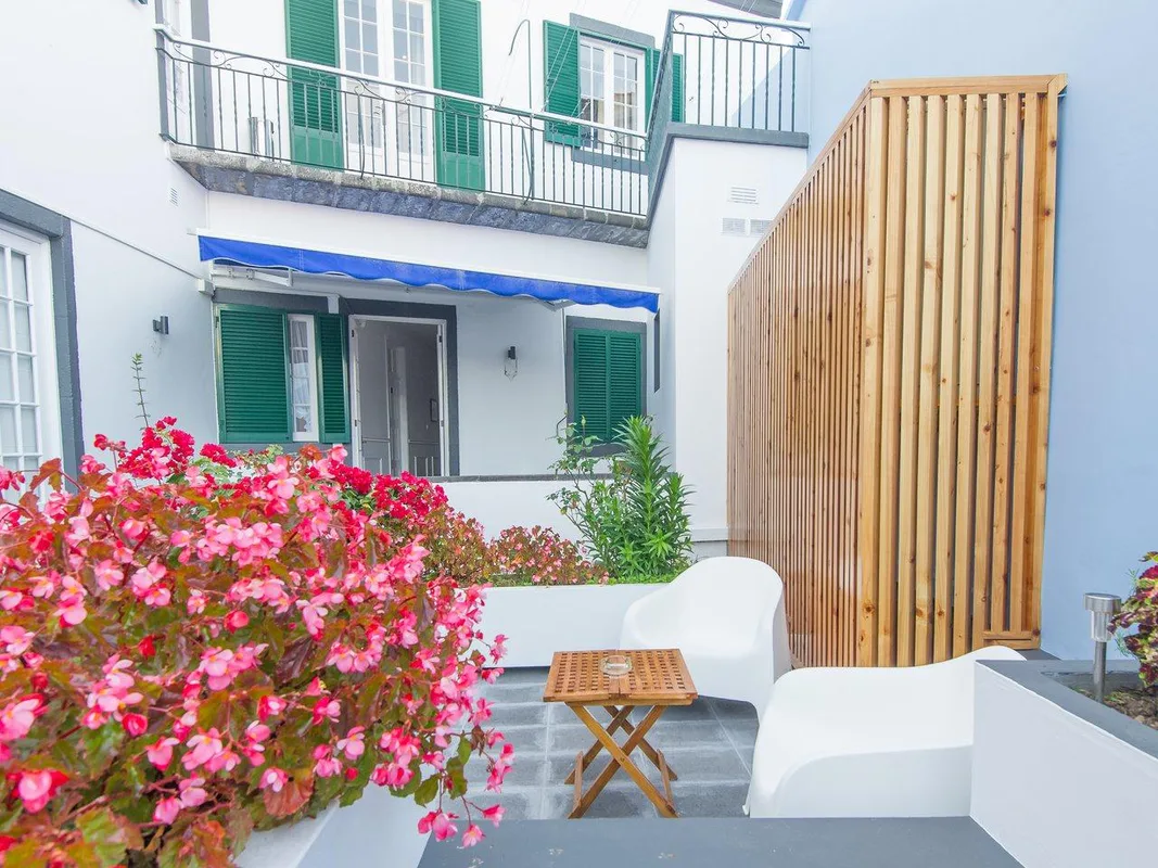 Comercial Azores Boutique — hoofdfoto