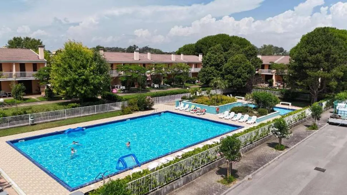 Villaggio dei Fiori, hoofdfoto